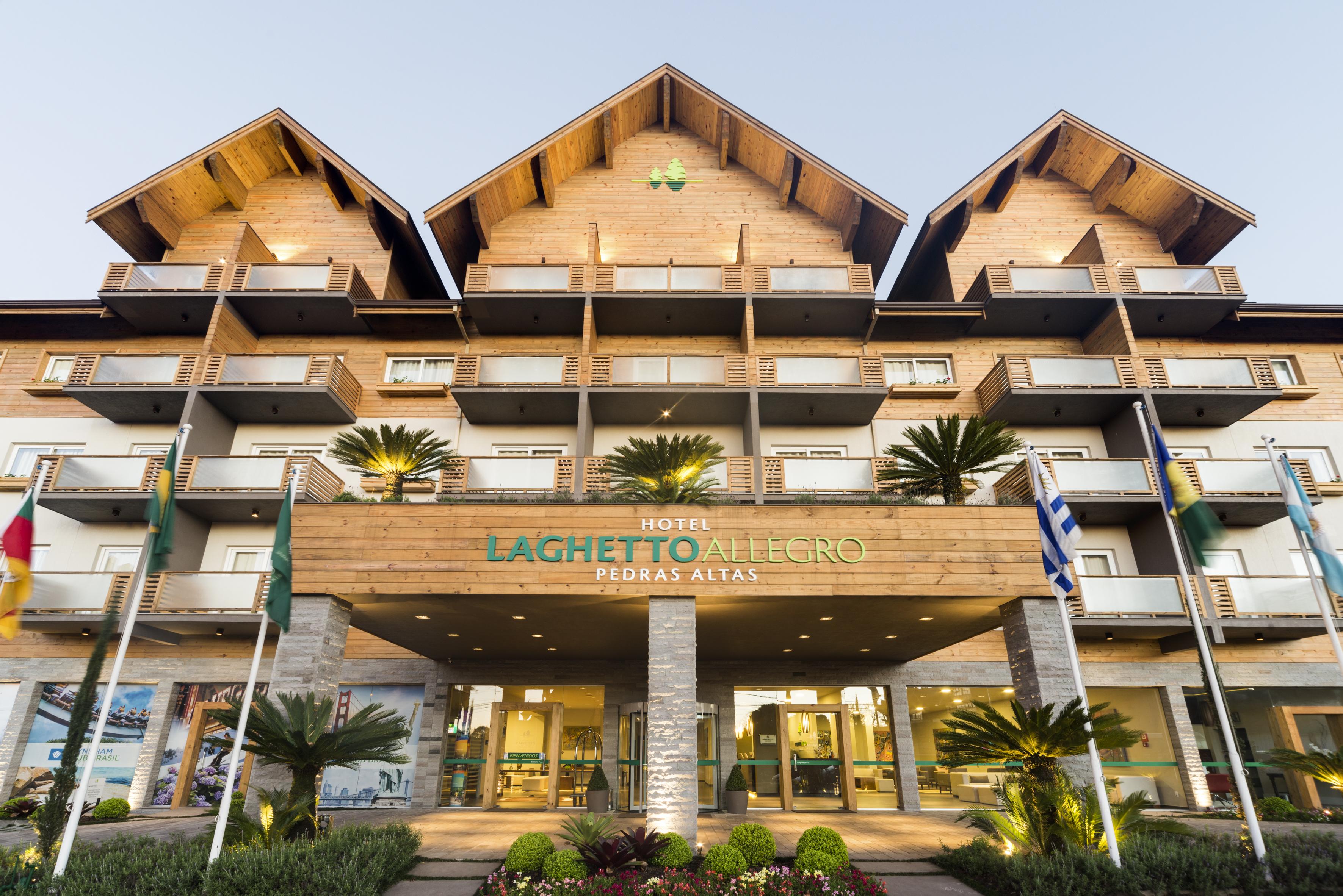 Hotel Laghetto Pedras Altas Грамаду Екстер'єр фото